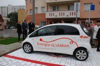 Már Szolnokon is tölthetők az elektromos autók